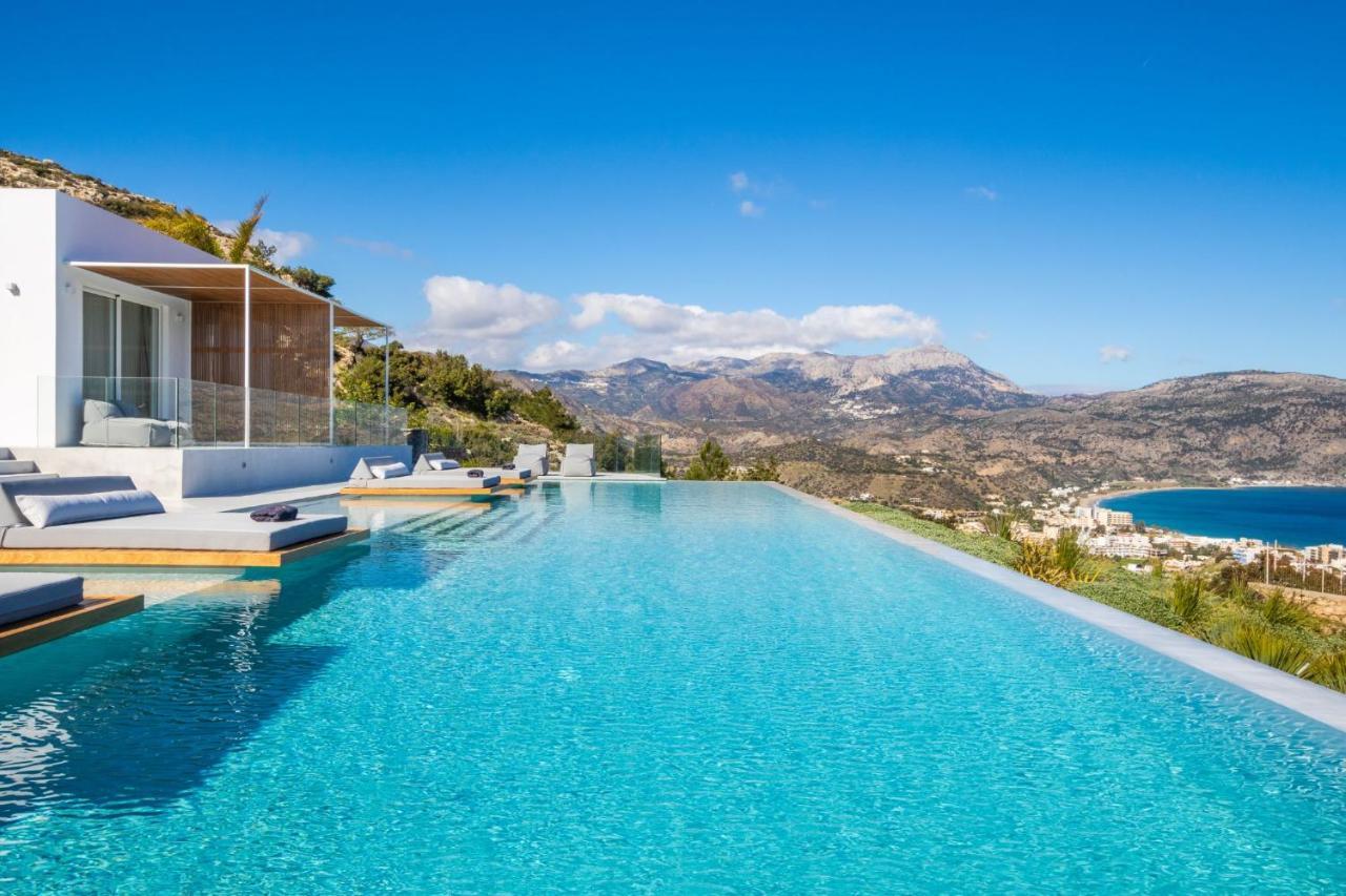 Istia Luxury Villas Karpathos Exteriör bild